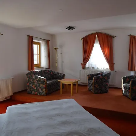 Aparthotel Landhotel Eva 3*