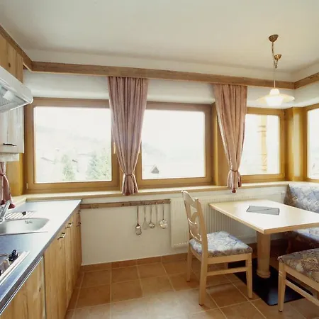 Aparthotel Landhotel Eva 3*